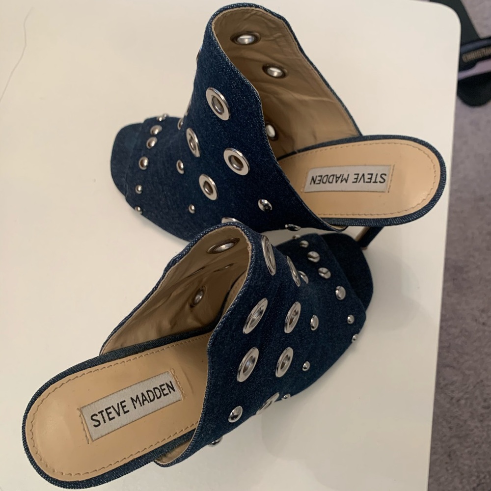 Women heels